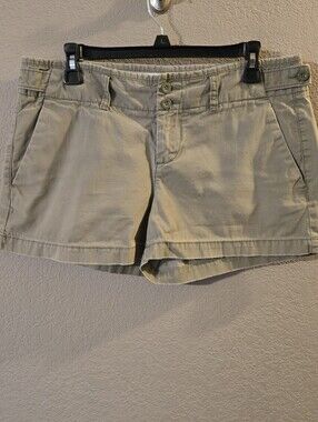 Gap Womens Favorite Chino Green Midrise Shorts Size 10 Four Pockets